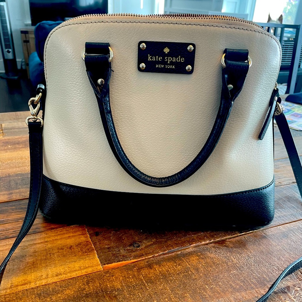 Kate Spade Cream & Black purse w/ detachable strap